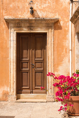 Fototapeta na wymiar Ancient greek door