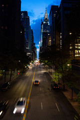 Fototapeta premium traffic in the city at night