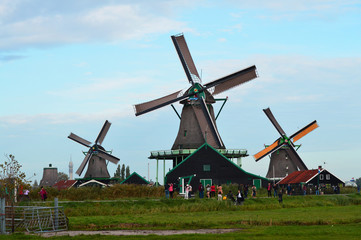 Fototapeta premium Windmill is a symbol of The Netherlands