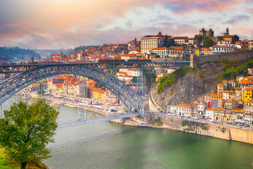 Obraz premium Beautiful Porto City In Portugal at Dusk.