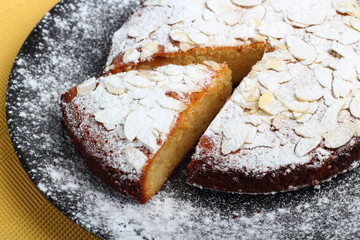Lemon Cake with Almonds