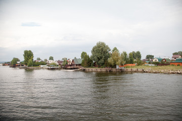 village on the banks of the river