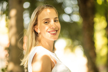 Obraz premium Smile is jewelry on woman.