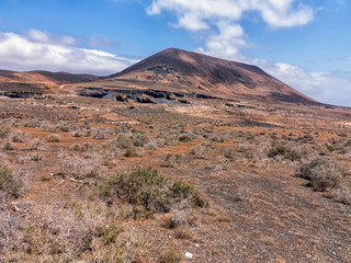 El volcán La Atalaya en Lanzarote. Islas Canarias. España. Europa.