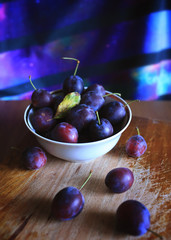 Fresh plums. Autumn harvest.