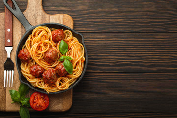 Meatballs pasta in tomato sauce