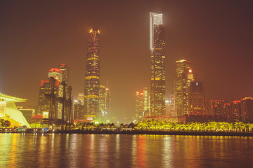 Fototapeta na wymiar Zhujiang River and modern building of financial district at night in Guangzhou, China