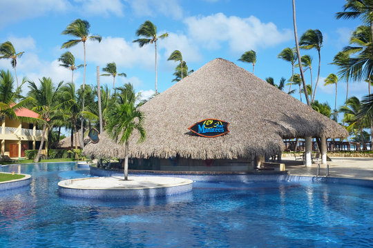 PUNTA CANA, DOMINICAN REPUBLIC - DEC 21, 2016: Manatees Bar at Dreams Punta Cana in the Dominican Republic. The resort is one of several properties in the AMResorts Collection.