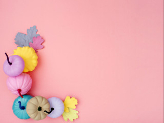 Pumpkins and oak leaves.
