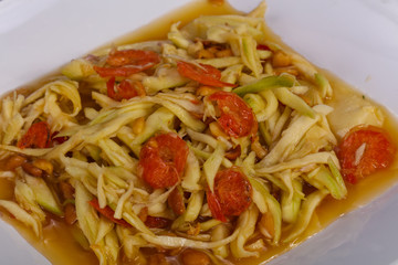 Green mango salad with seafood