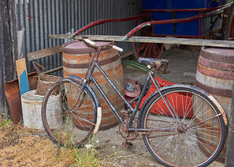 Naklejka na ściany i meble Kerry Bog Village - old bike