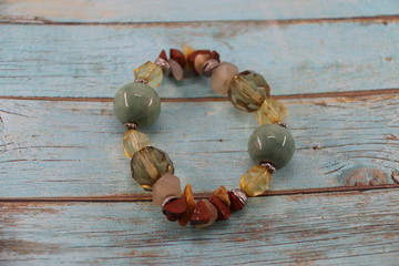 Bracelet en pierres