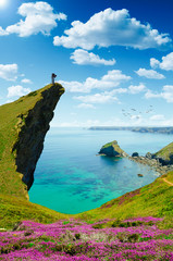 Bassets Peak, Sunny day