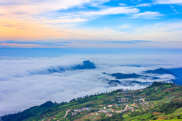 Fototapeta premium Beautiful Sunrise and mist at Phu Tubberk, Phetchabun Province, Thailand.