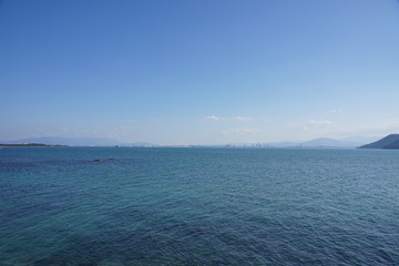 Obraz premium 海と空と波の風景（福岡志賀島）