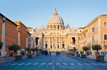 Solitary street leading to Basilica Papale di San Pietro in Vaticano