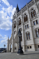Fototapeta premium Budapest parliament and lantern on the background of the blue sky 