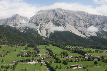 Fototapeta na wymiar Dachsteingebirge