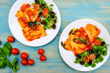 Italian Style Spinach and Ricotta Ravioli Meal