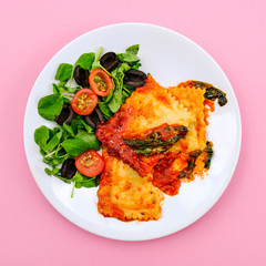 Italian Style Spinach and Ricotta Ravioli Meal