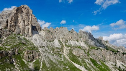 Fototapeta na wymiar Wanderung im Rosengarten, Dolomiten Südtirol, Hochgebirge