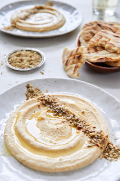Hummus with flatbread