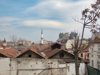 Fototapeta na wymiar traditional architecture in a north macedonian capital skopje