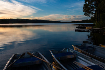 Obraz premium Beautiful evening view during the blue hour over the Safssjon lake in the region Dalarna in the middle of Sweden