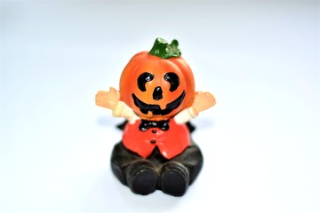 figurine ceramic pumpkin head Halloween