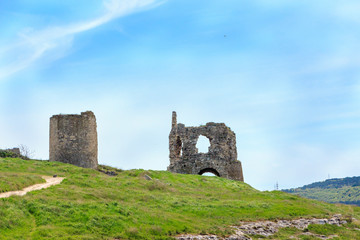 Fototapeta na wymiar The ruins of the fortress Kalamita. Inkerman, Republic Of Crimea.