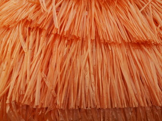Kurzer Bastrock in leuchtendem Orange für den Karneval auf dem Trödelmarkt und Flohmarkt im...