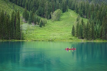 Fototapeta na wymiar Emerald Lake Banff Canada