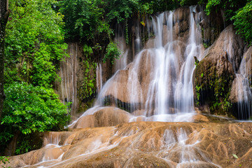 Famous place in Thailand (Sai yok noi water fall)
