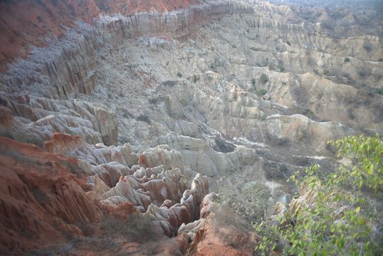 Wide view of Miradouro da Lua