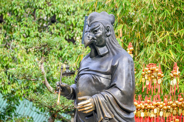 Fototapeta na wymiar Hong Kong god statue