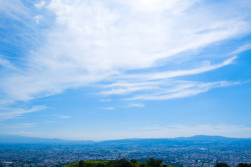 【写真素材】 青空　空　雲　夏の空　背景　背景素材　8月　コピースペース　