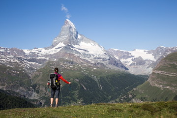 Matterhorn wandern mit Walliser Schwarzhalsziegen - 284271577