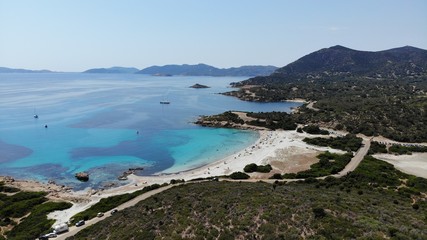 Vue aérienne de la plage de Piscinni, Costa del sud, Sardaigne, Italie