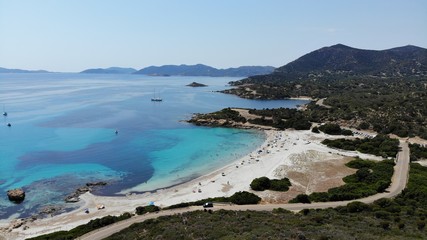 vue a&eacute;rienne de la plage de Piscinni, Costa del Sud, Sardaigne, Italie