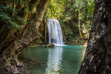 Obraz premium Erawan waterfall views in Kanchanaburi in Thailand