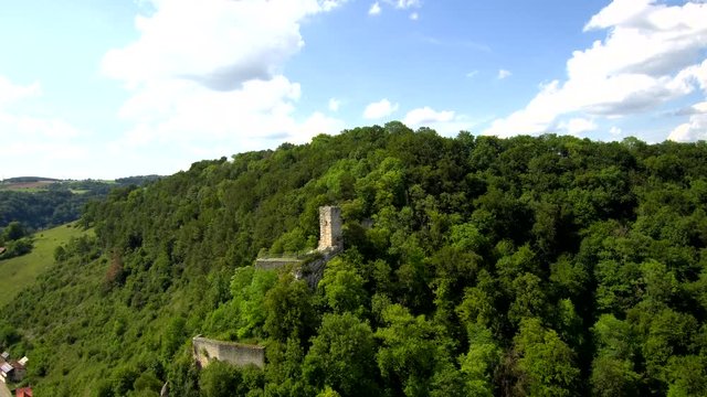 Burg Hohenhundersingen