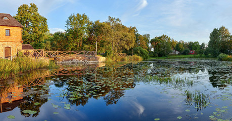 Fototapeta premium Sunset by the river