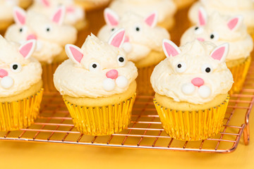 Baking cupcakes