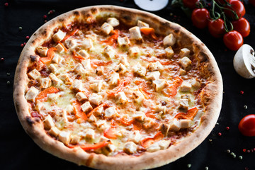 italian fresh pizza with chicken & tasty vegetables