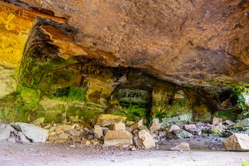 Le grotte dell'insediamento rupestre di Vitozza, Tuscia, Lazio, Italia