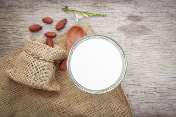 milk with almond for healthy drinking 