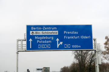 autobahn wegweisser berlin BER