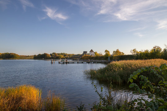 Die Schleibr&uuml;cke Lindaunis im Herbst