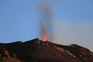 explosion volcanique