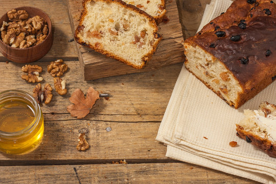 Barmbrack or bairin breac is a traditional Irish sweet yeast bread with grapes and raisins, often eaten with afternoon tea butter and traditionally served on Halloween.